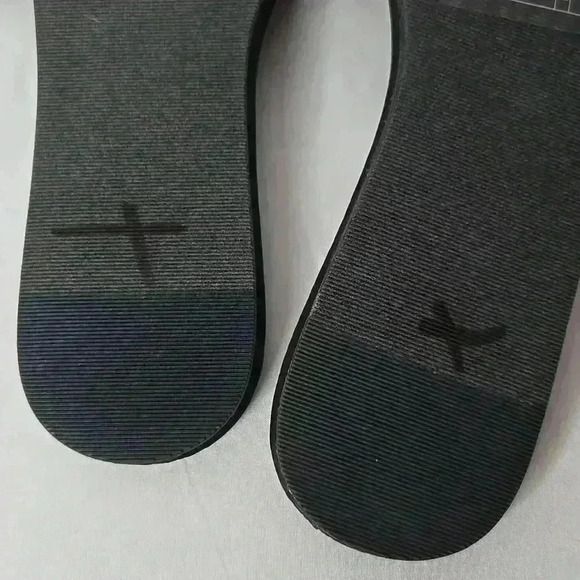 NWOT Victoria's Secret Black Satin Bow Pearl Heart Slippers sz L 9/10 NEW - Picture 7 of 10